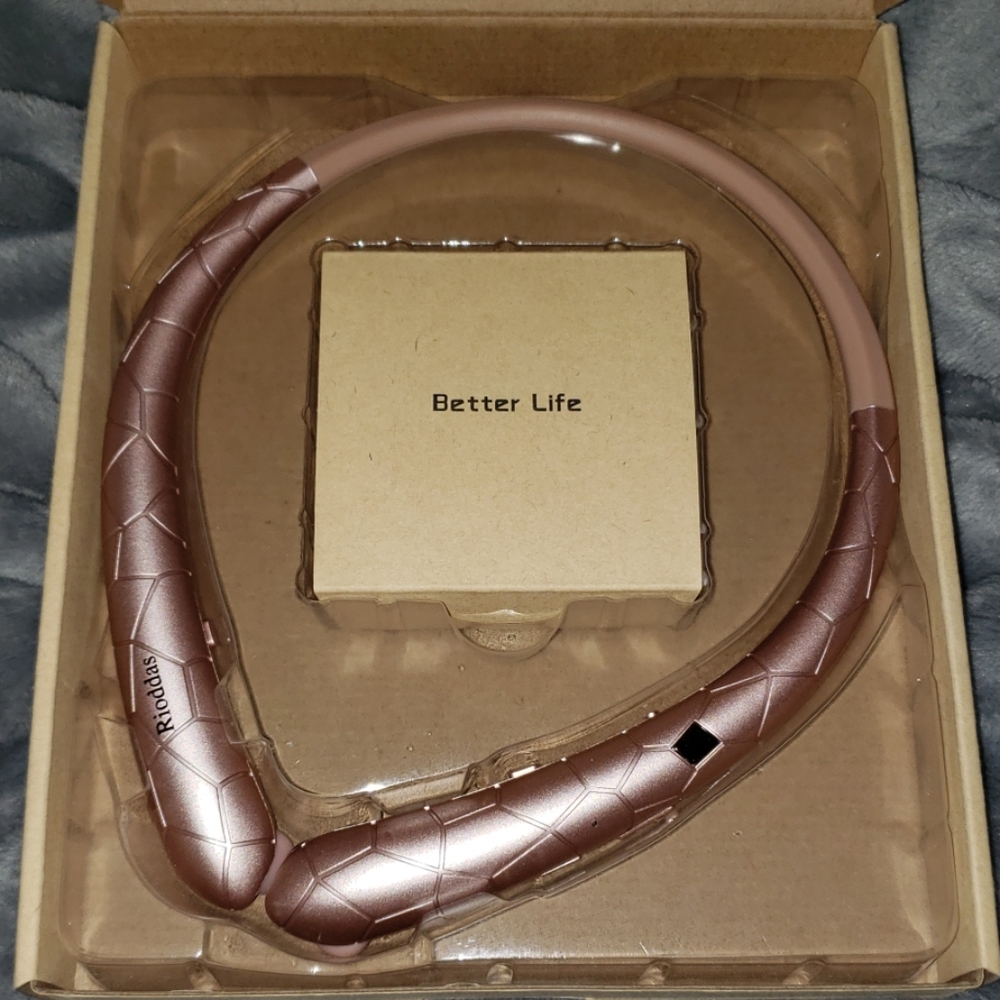 Rose Gold Wireless Headphones